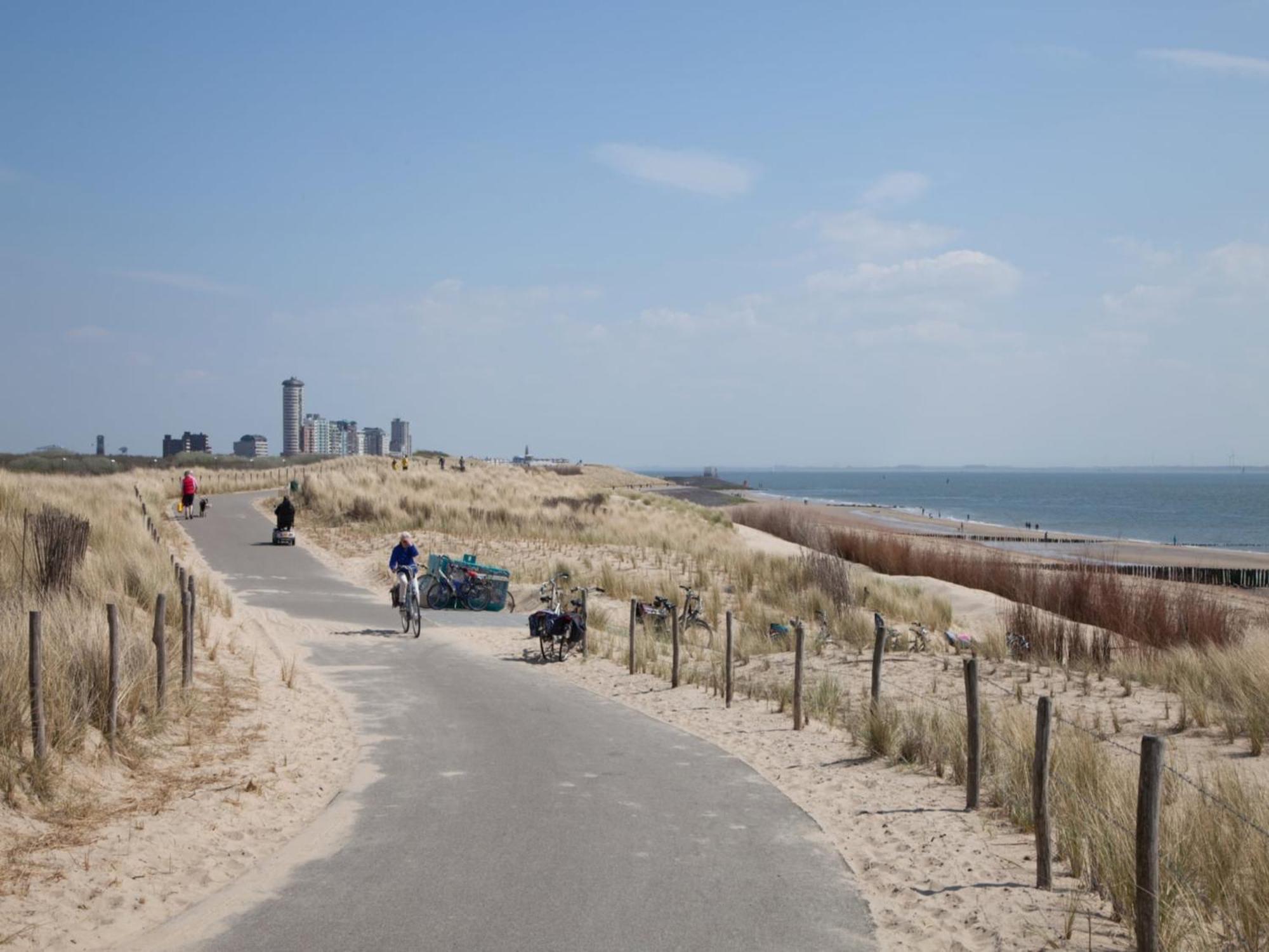 Attractive Apartment Near Vlissingen Beach Exterior photo